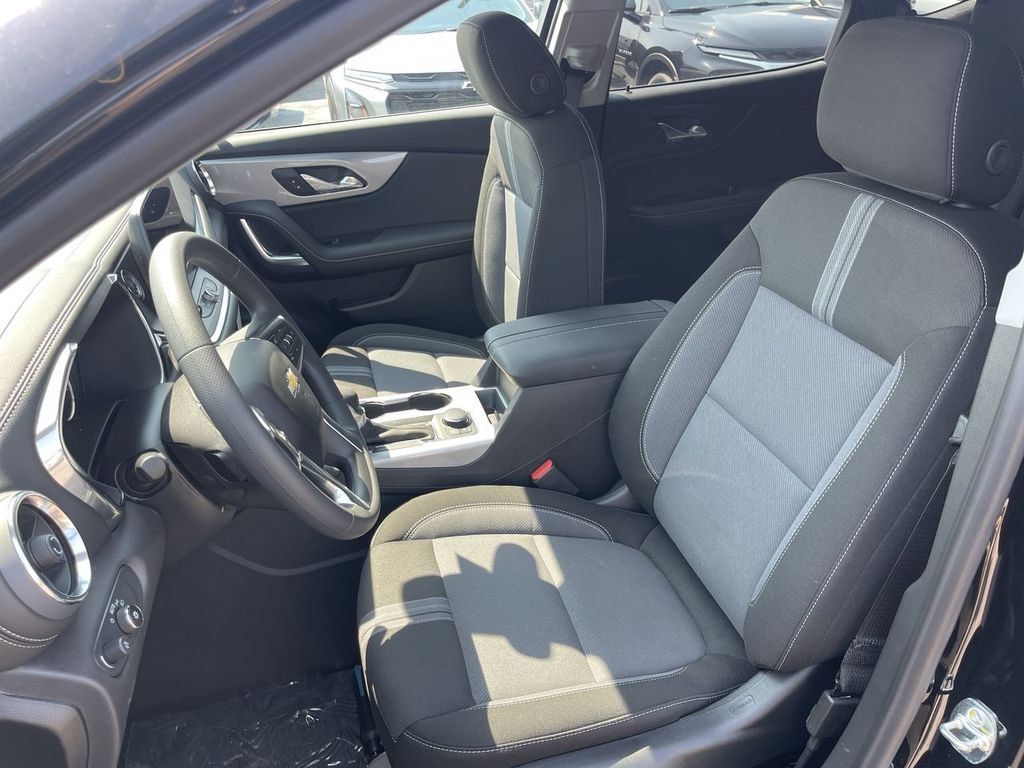 New 2026 Chevrolet Blazer LT w/ Convenience Package FWD image 11