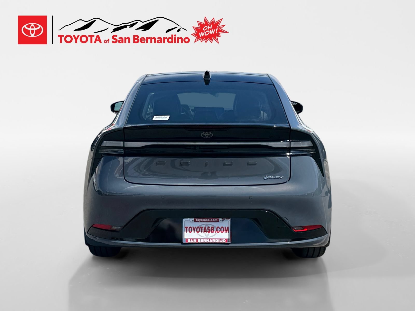New 2027 Toyota Prius Plug-In Hybrid FWD image 4