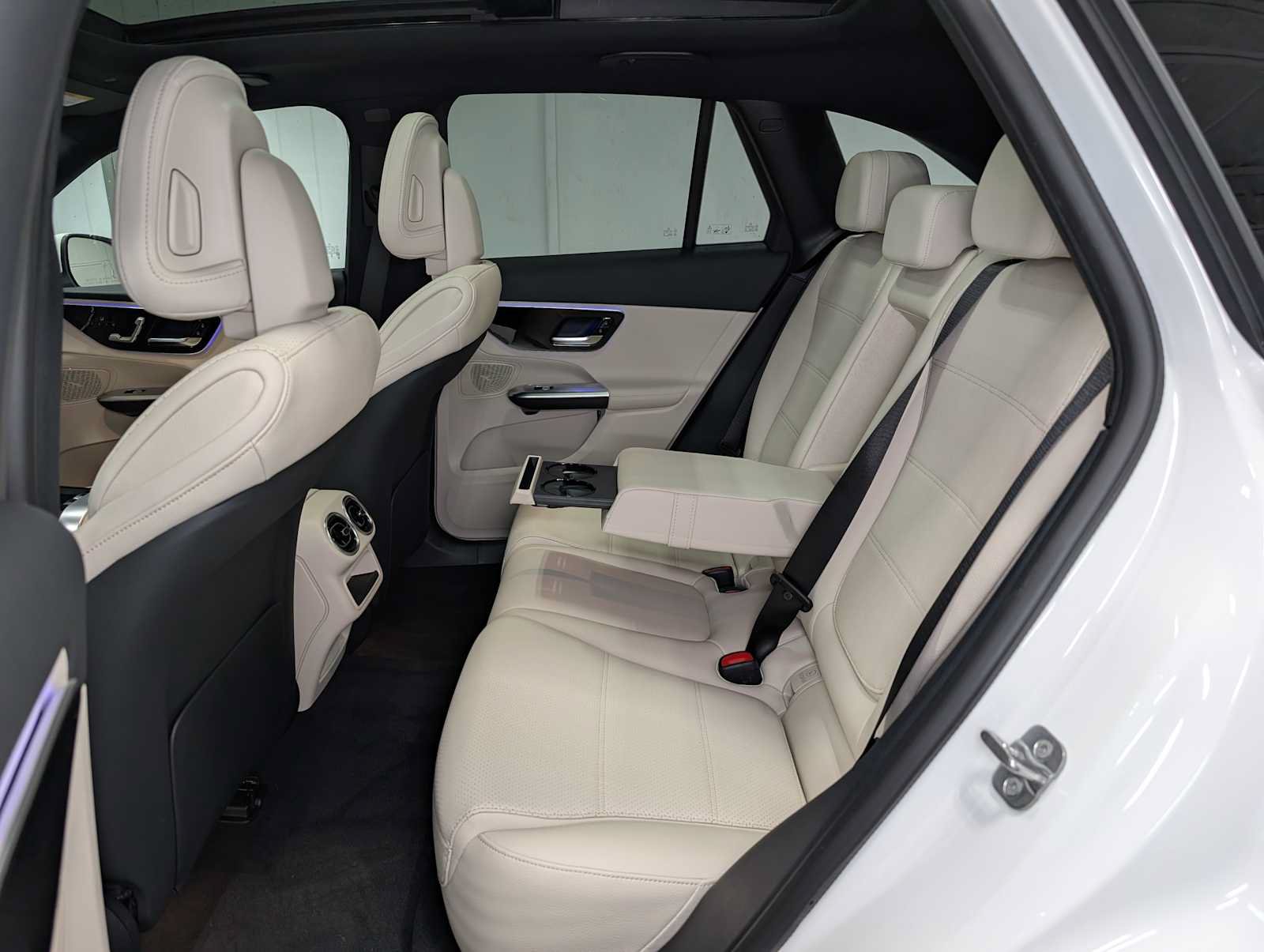 New 2026 Mercedes-Benz GLC 300 4MATIC image 18