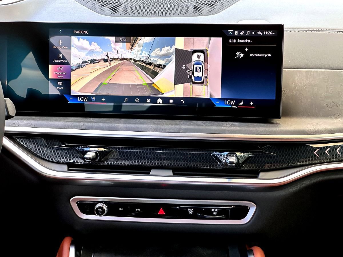 New 2026 BMW X6 xDrive40i w/ Climate Comfort Package image 20