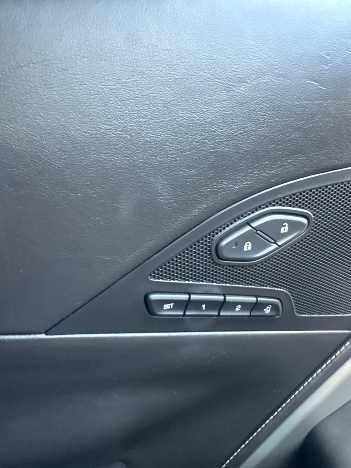 Used 2014 Chevrolet Corvette Stingray Convertible w/ 3LT Preferred Equipment Group RWD image 18