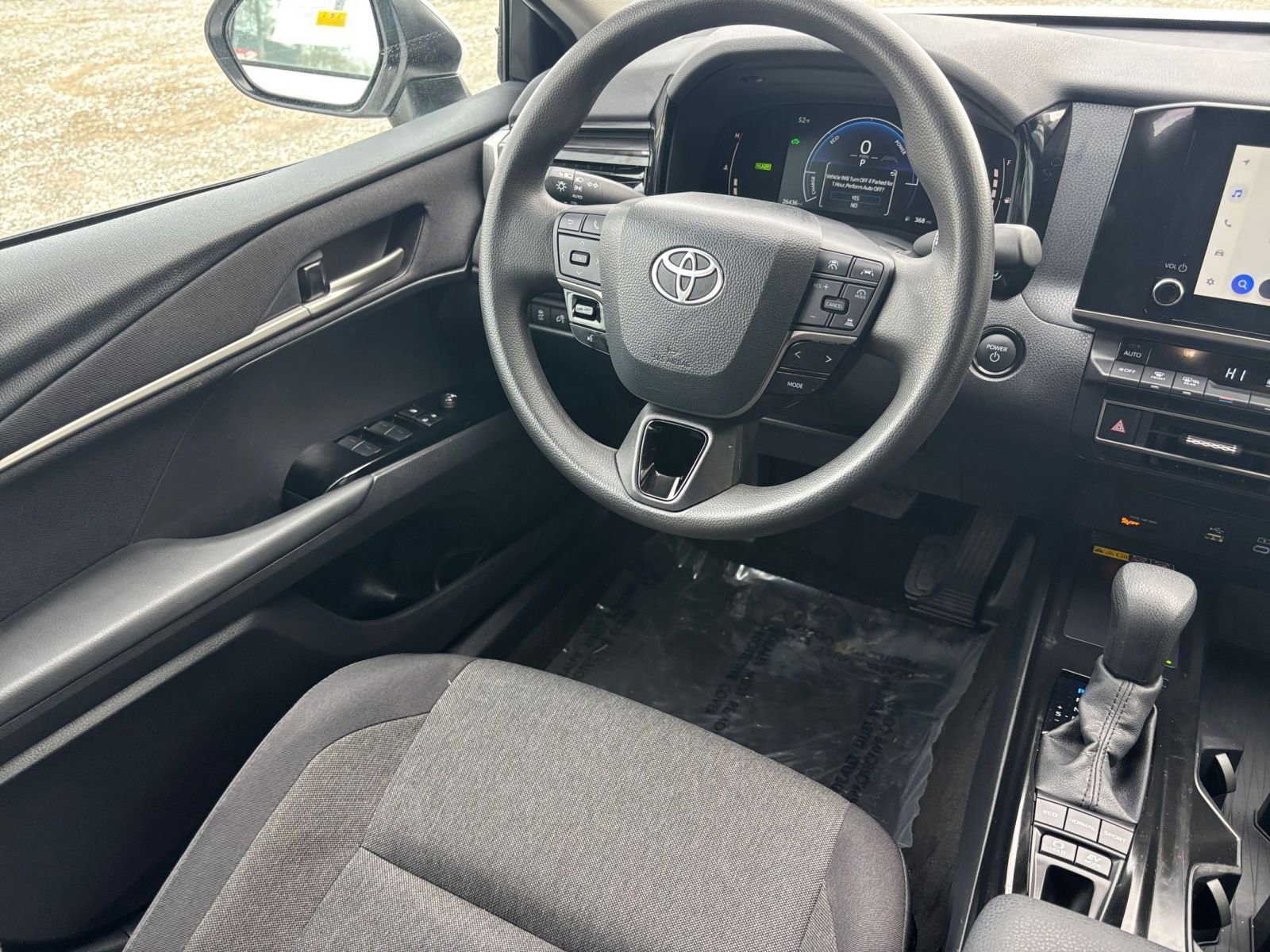 Used 2025 Toyota Camry LE image 30