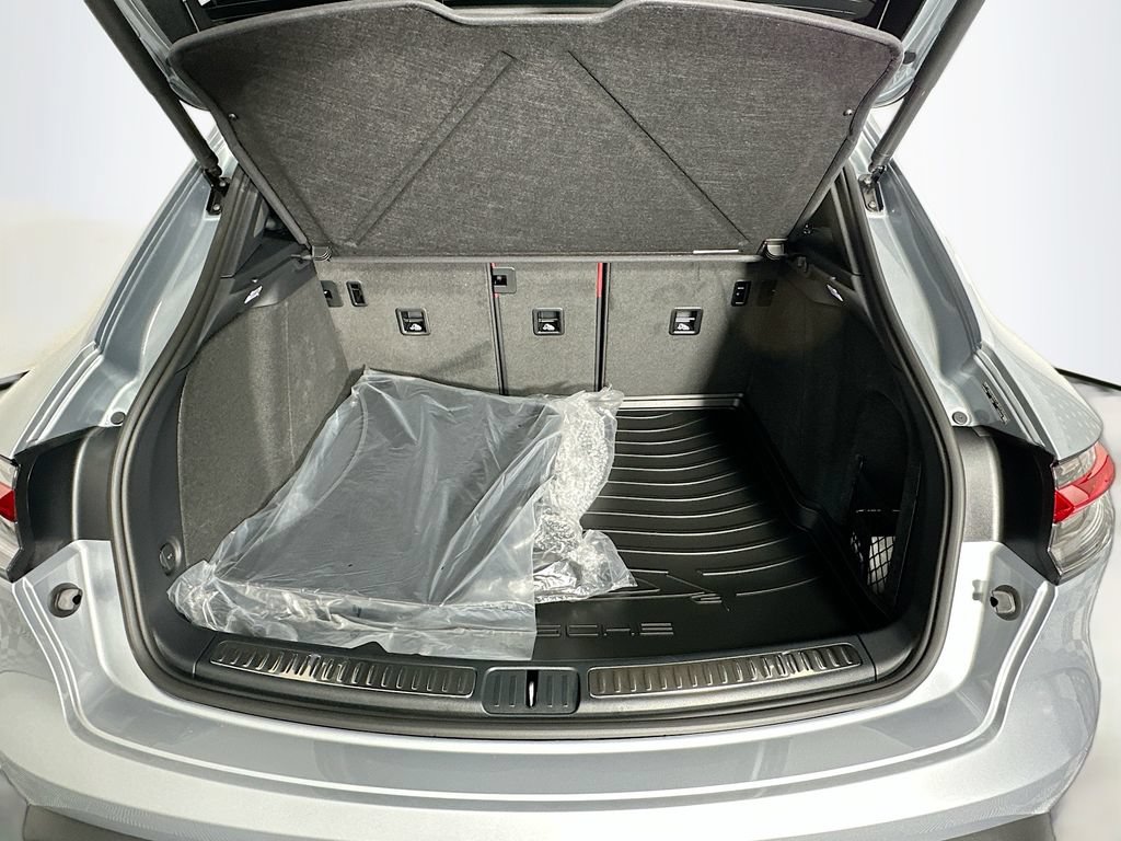 New 2026 Porsche Macan S AWD/4WD image 27