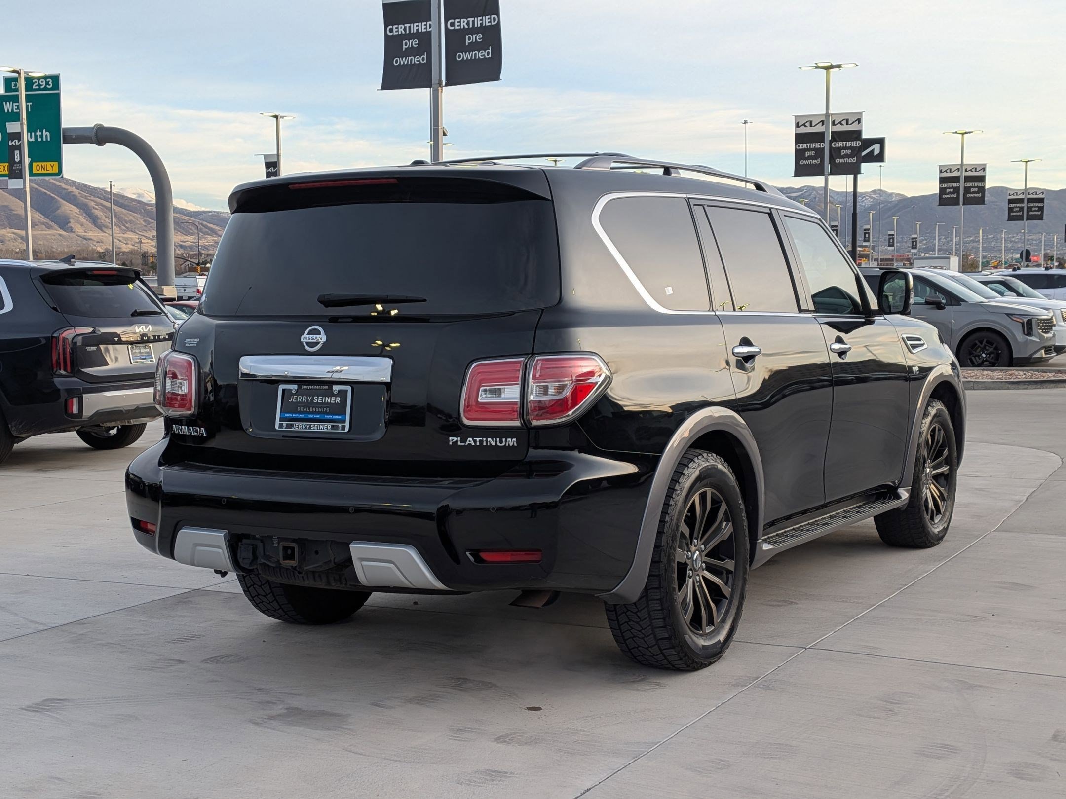 Used 2017 Nissan Armada Platinum w/ Captain Seat Package image 5