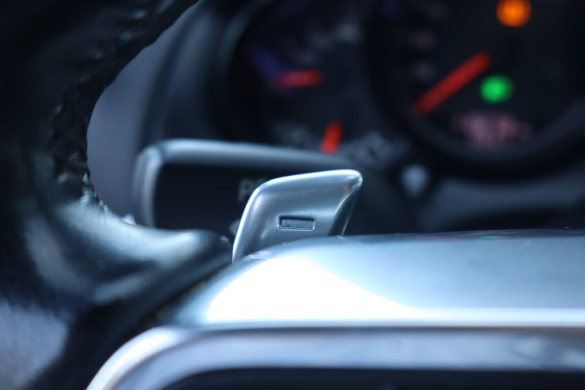 Used 2016 Porsche Cayenne image 17