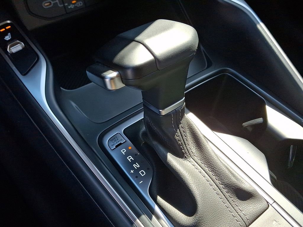 Certified 2025 Kia Sorento S image 15