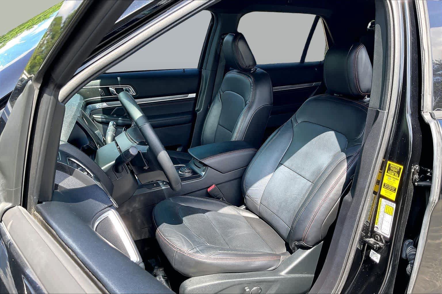 Used 2018 Ford Explorer Sport AWD/4WD image 24