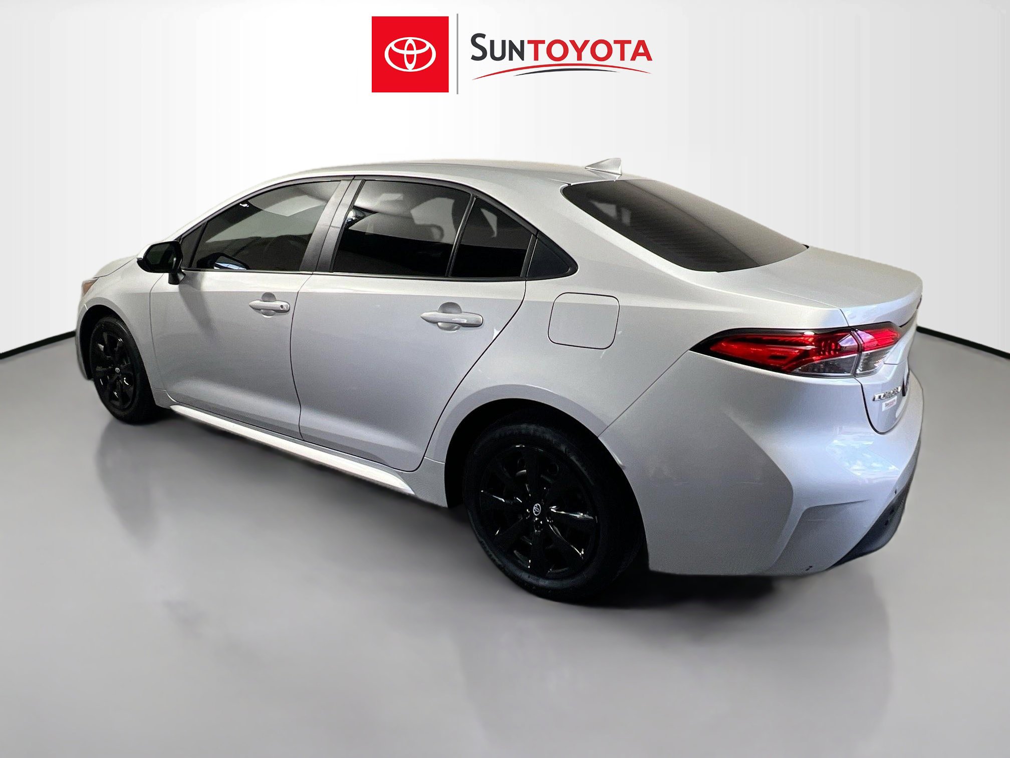 Used 2024 Toyota Corolla LE FWD image 6