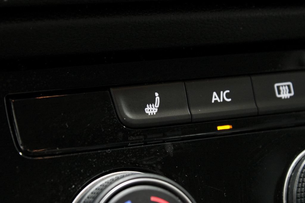 Used 2024 Volkswagen Taos S AWD/4WD image 4