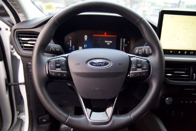 Certified 2024 Ford Escape SE FWD image 18