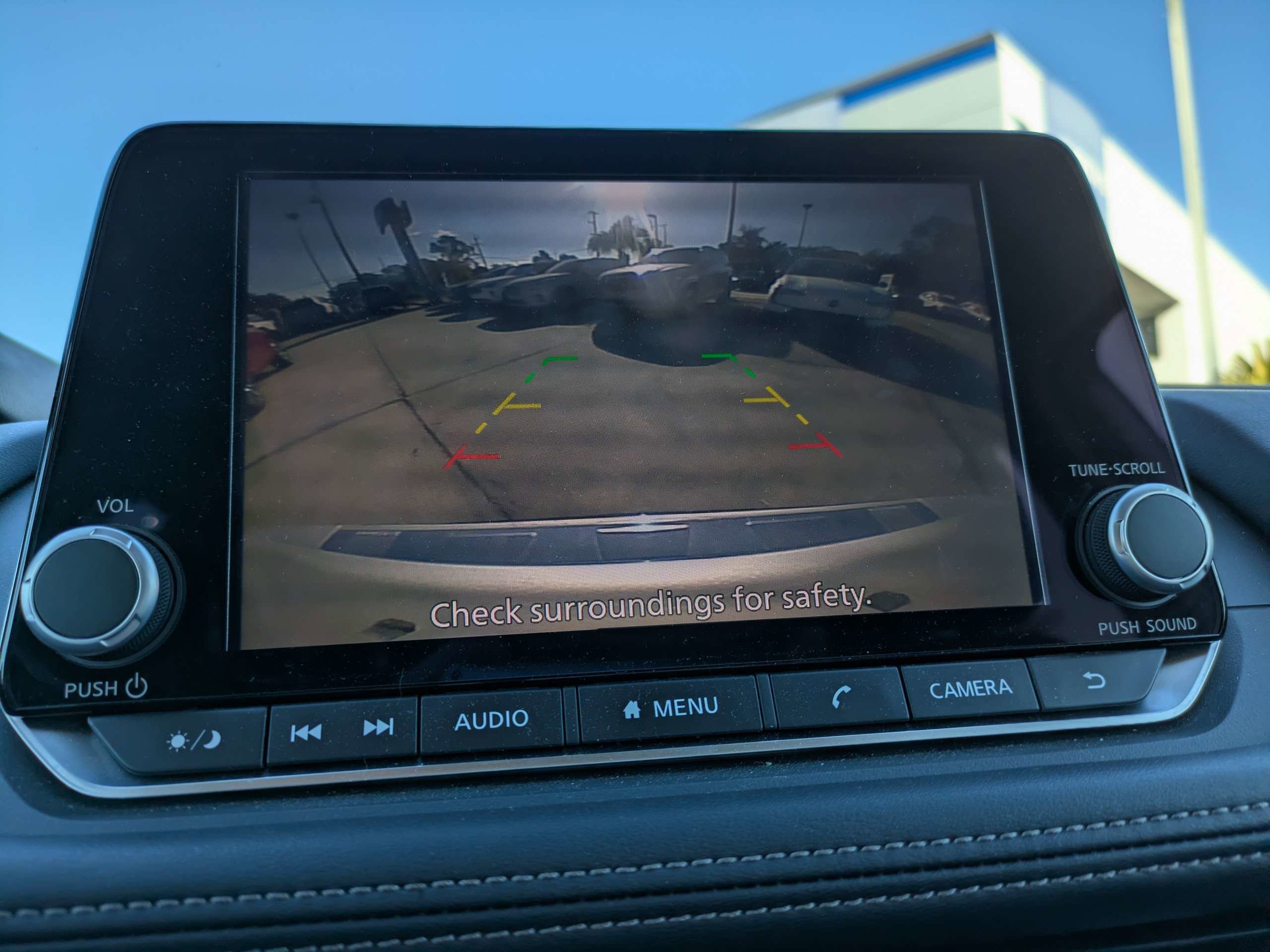 Used 2024 Nissan Rogue SV w/ SV Premium Package image 23