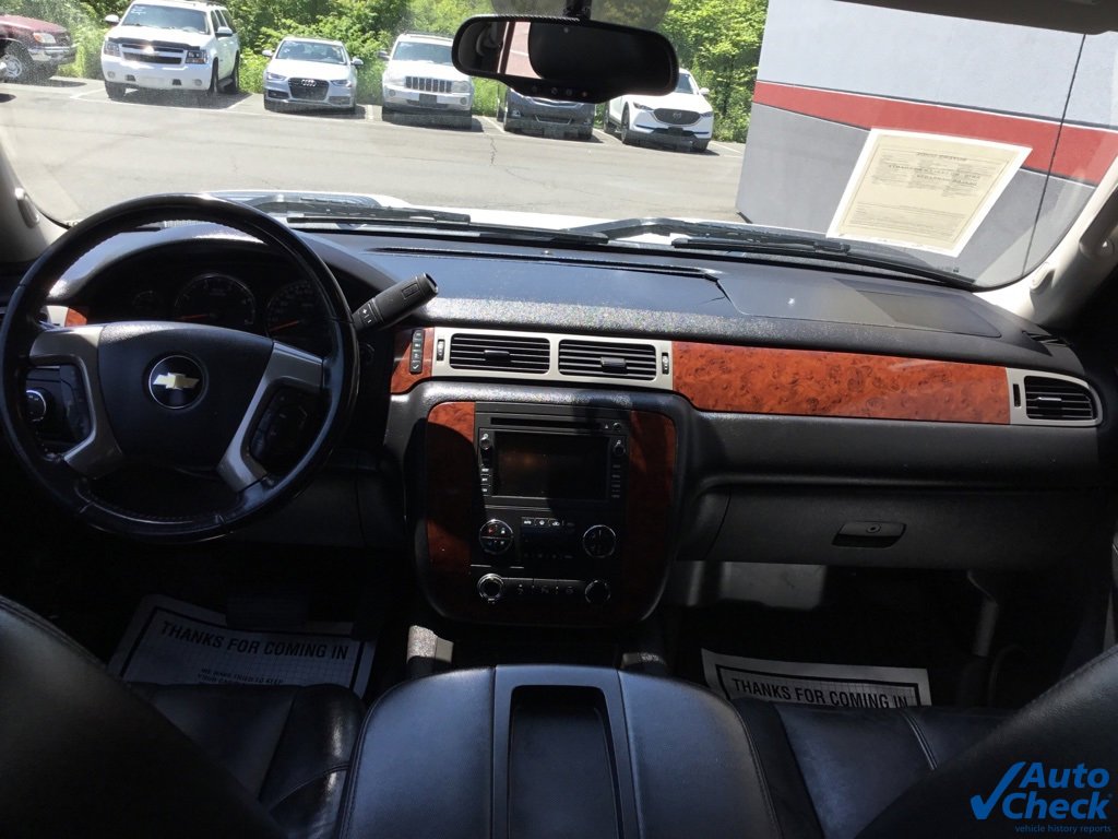 Used 2011 Chevrolet Silverado 3500 LTZ w/ Snow Plow Prep Package image 31