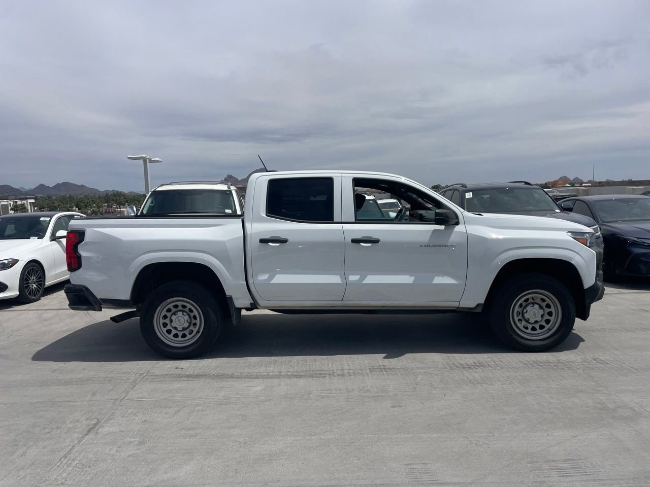 Used 2023 Chevrolet Colorado W/T RWD image 3
