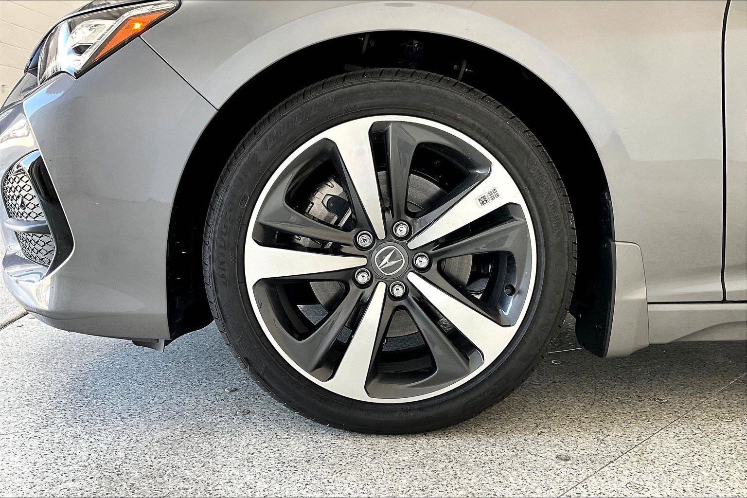 New 2025 Acura TLX w/ Technology Package image 12