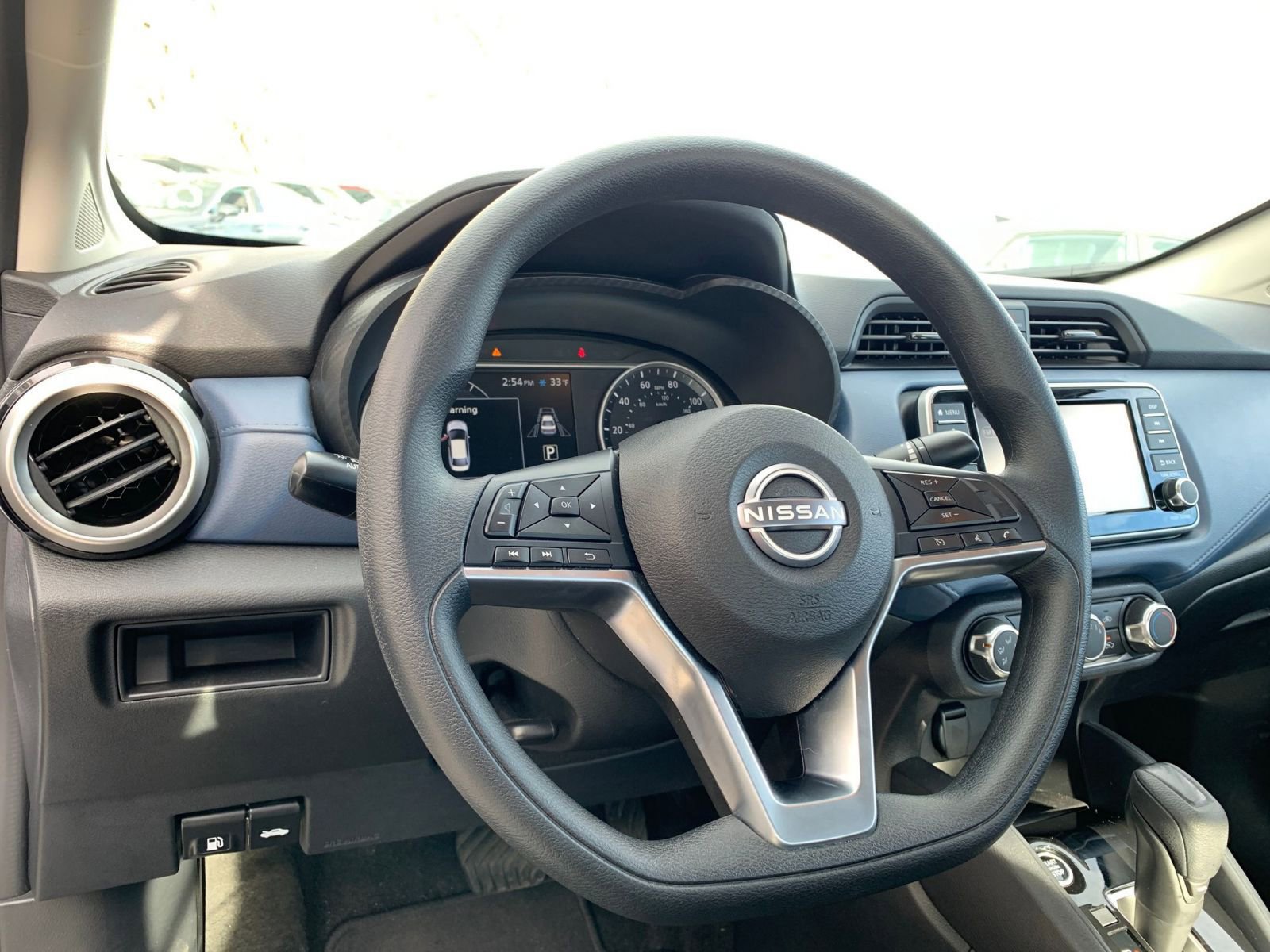 Used 2025 Nissan Versa SV w/ Trunk Package image 32