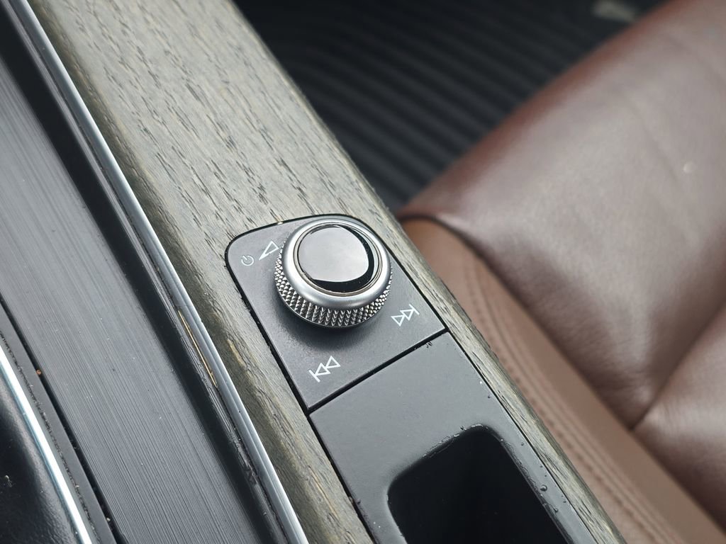 Used 2018 Audi A4 2.0T Ultra Premium w/ Convenience Package image 24