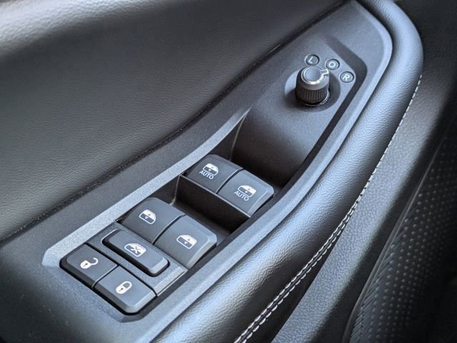 Used 2024 Jeep Grand Cherokee Limited AWD/4WD image 25