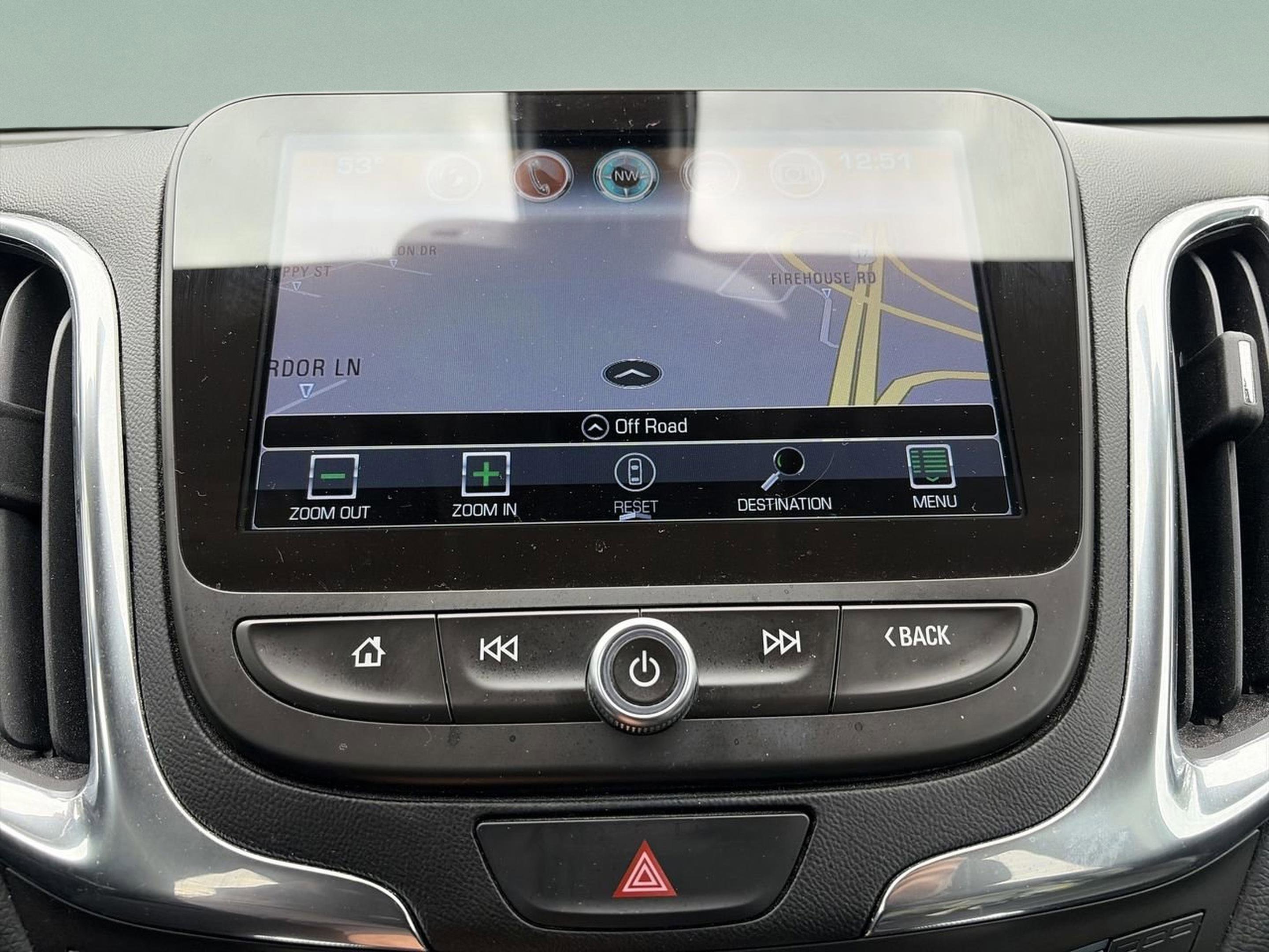 Used 2018 Chevrolet Equinox Premier image 28