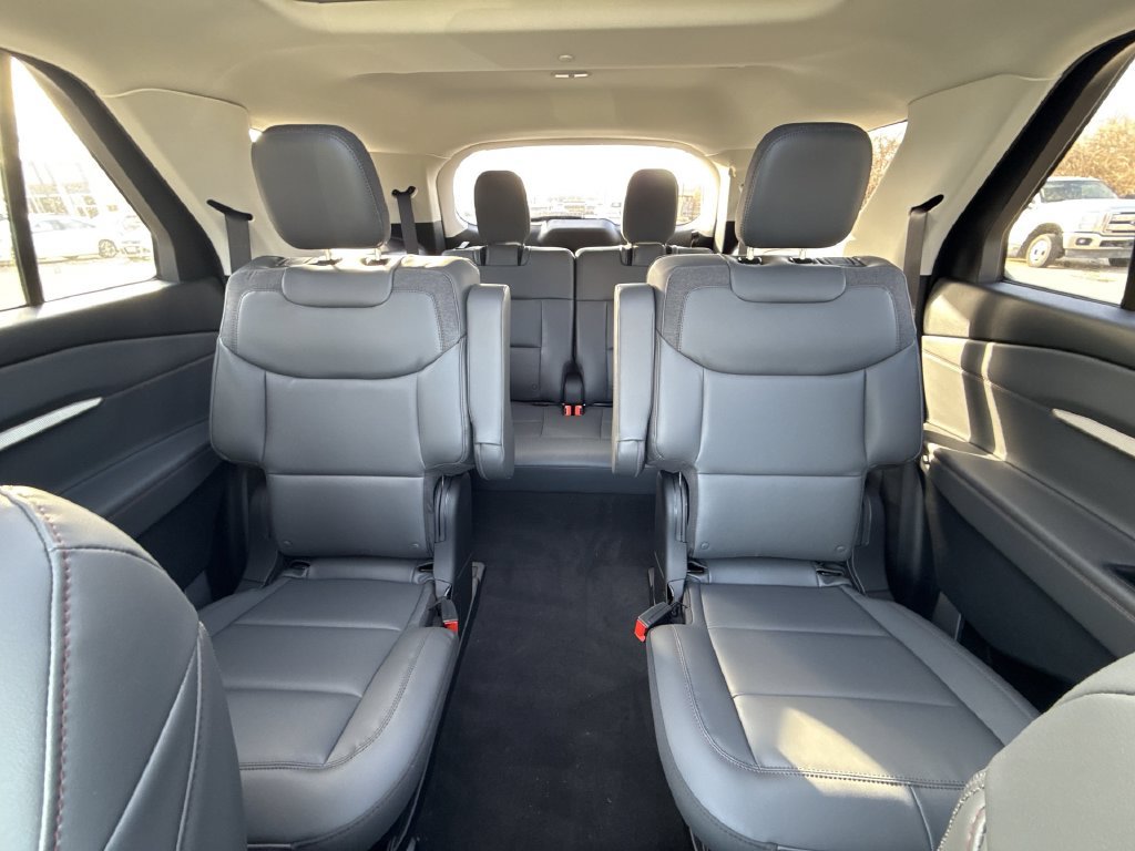 New 2026 Ford Explorer Active w/ Active Comfort Package AWD/4WD image 25