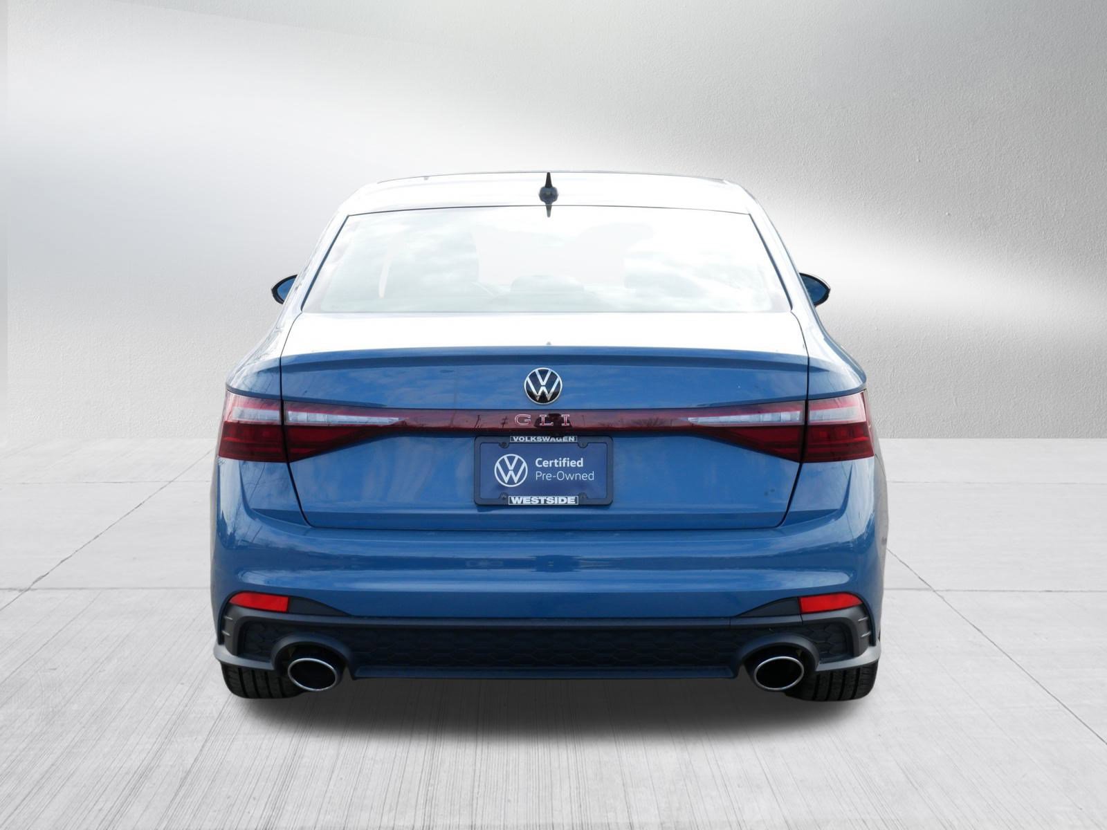 Certified 2025 Volkswagen Jetta GLI Autobahn image 6