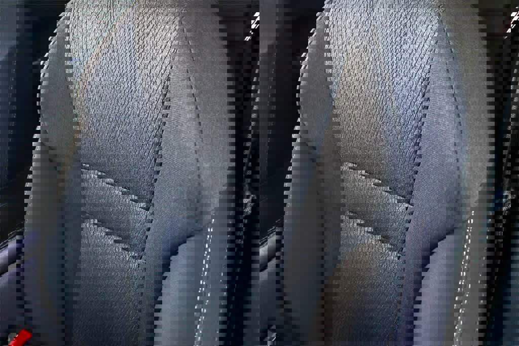 Used 2024 Nissan Rogue SV image 27