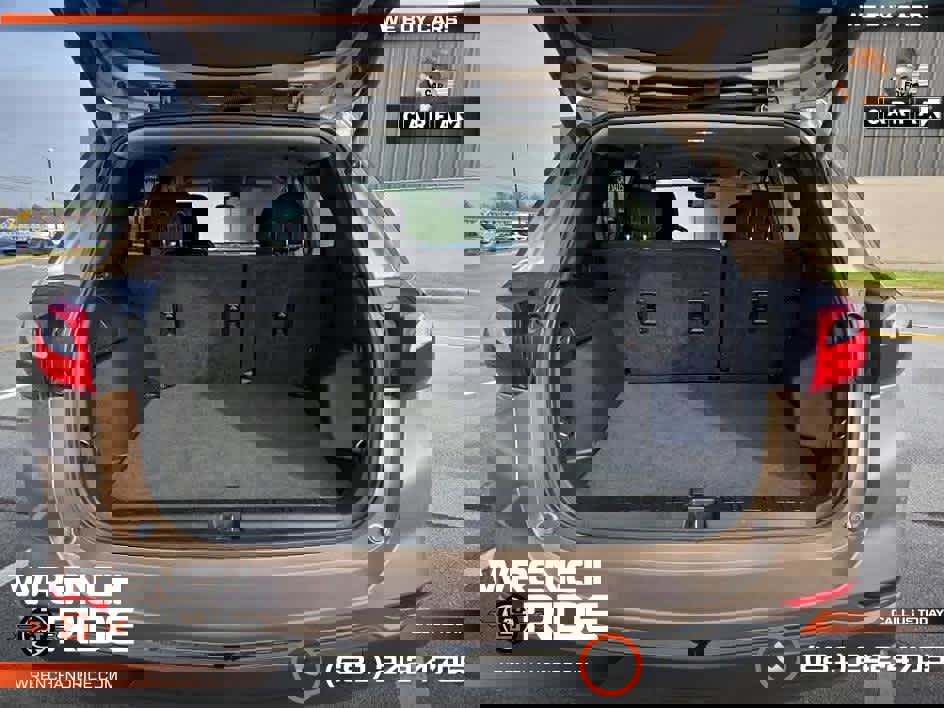 Used 2018 Chevrolet Equinox LT image 56