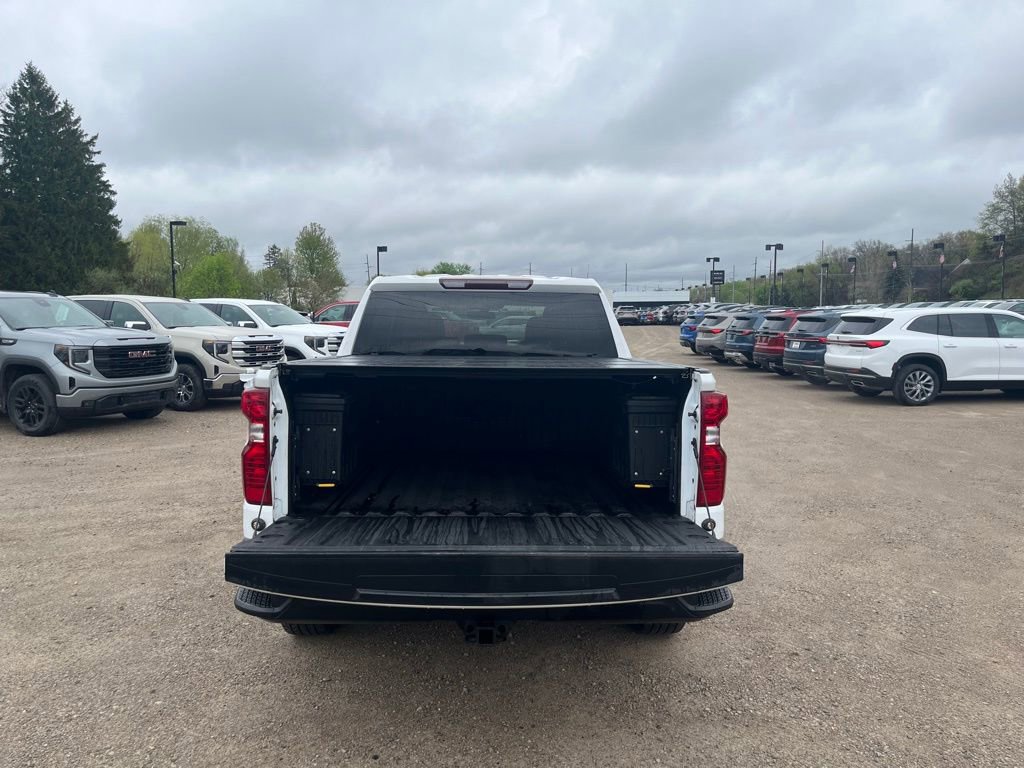 Used 2021 Chevrolet Silverado 1500 W/T w/ WT Value Package AWD/4WD image 10