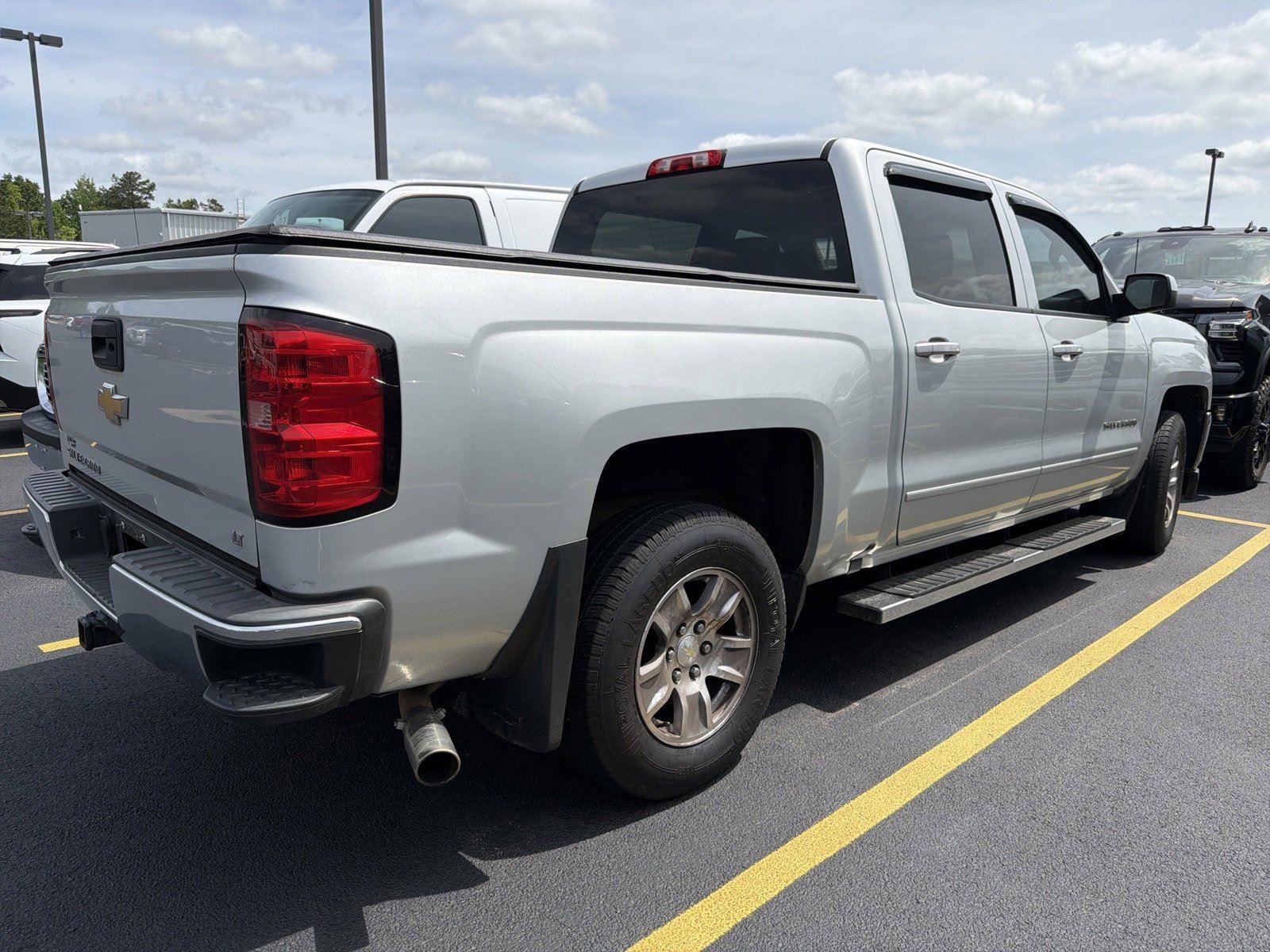 Used 2016 Chevrolet Silverado 1500 LT w/ All Star Edition RWD image 2