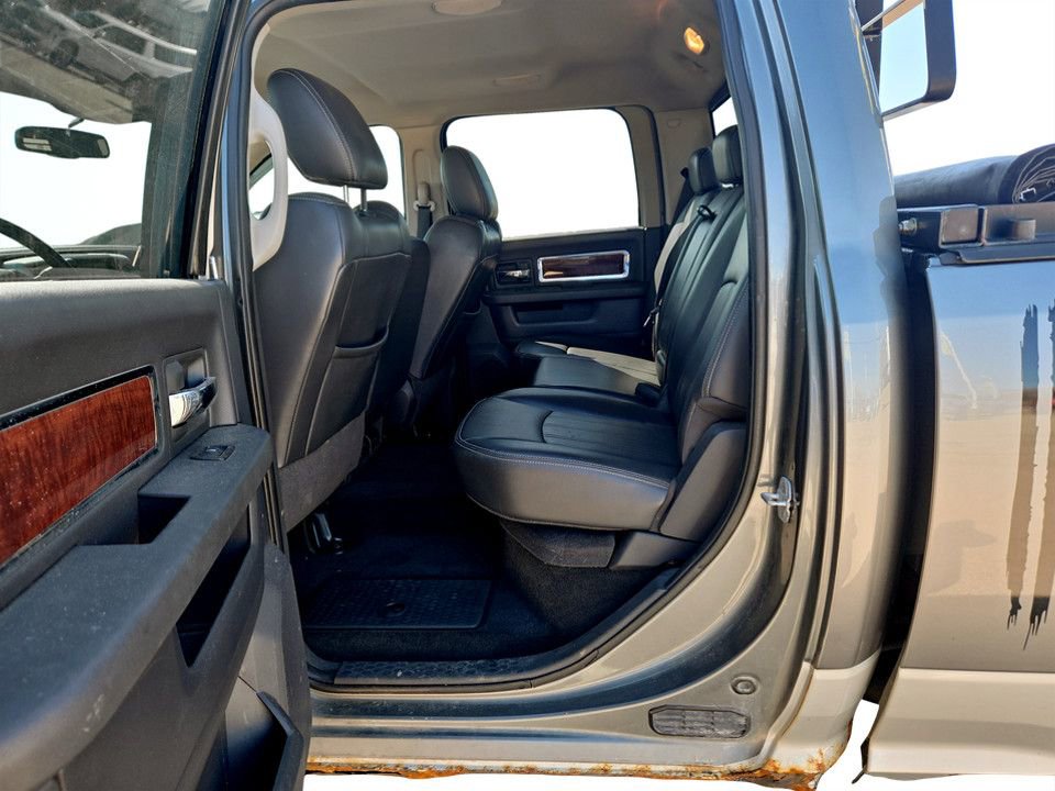 Used 2010 Dodge Ram 3500 Truck Laramie image 28