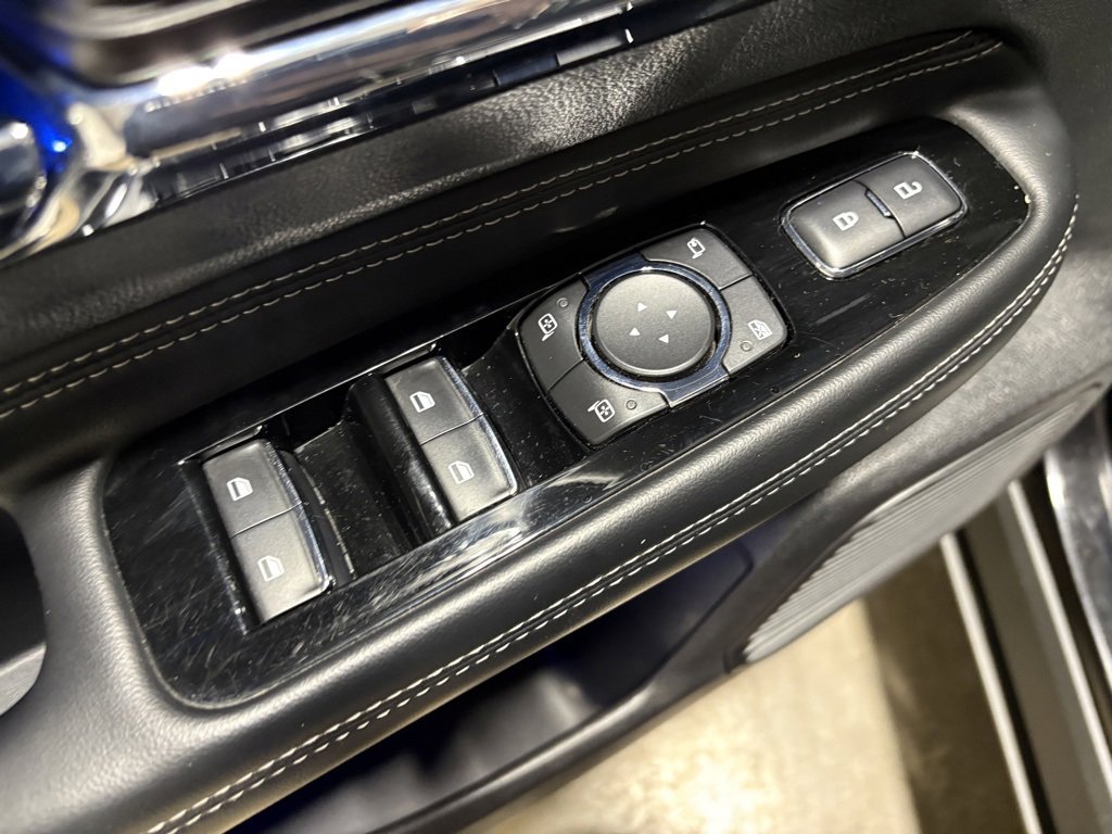 Used 2022 Lincoln Corsair Reserve image 19