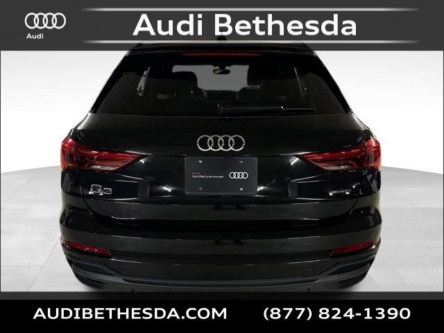 Certified 2025 Audi Q3 2.0T Premium w/ Black Optic Sport Package image 6
