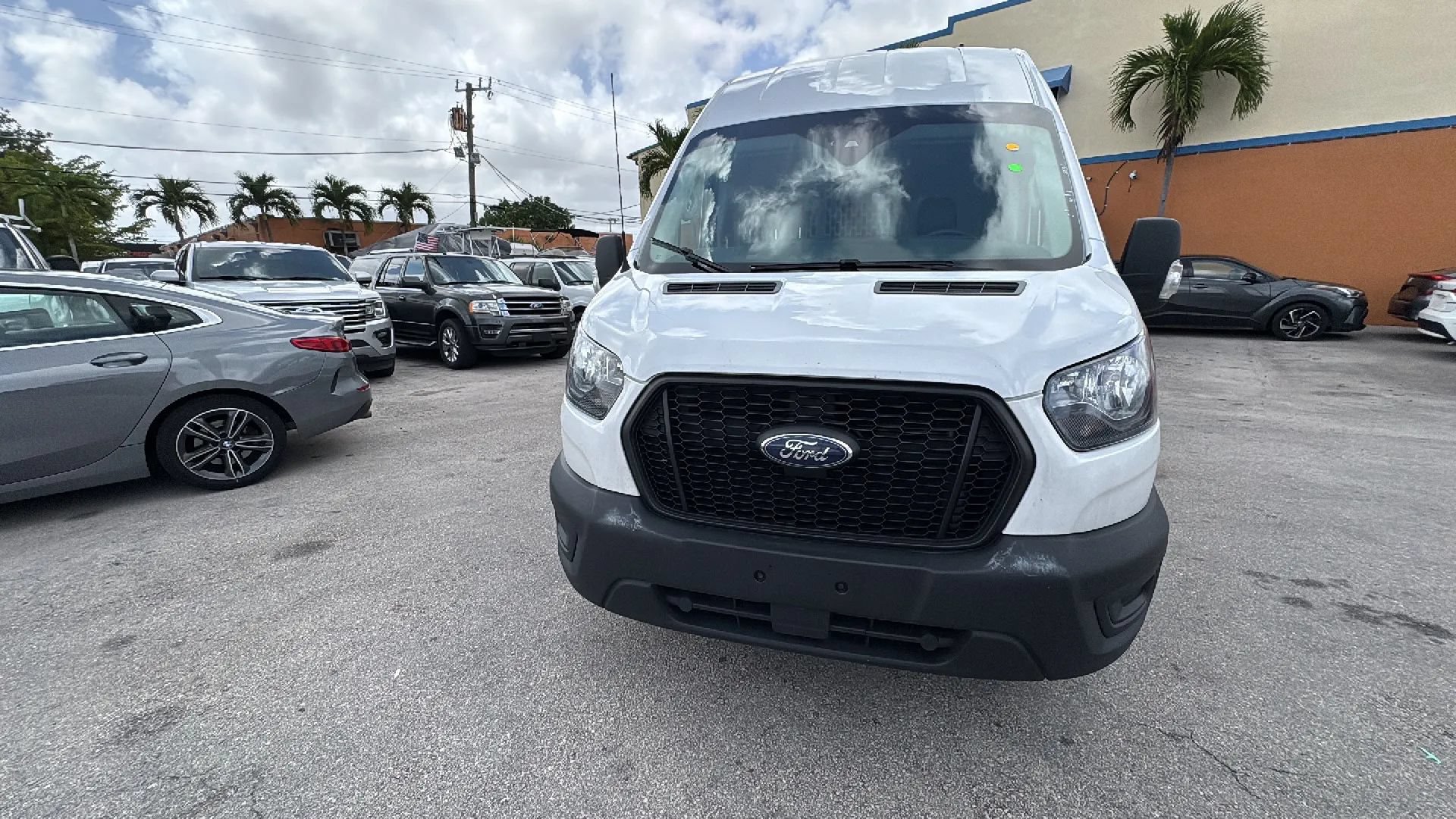 Used 2022 Ford Transit 350 148 High Roof Extended RWD image 2