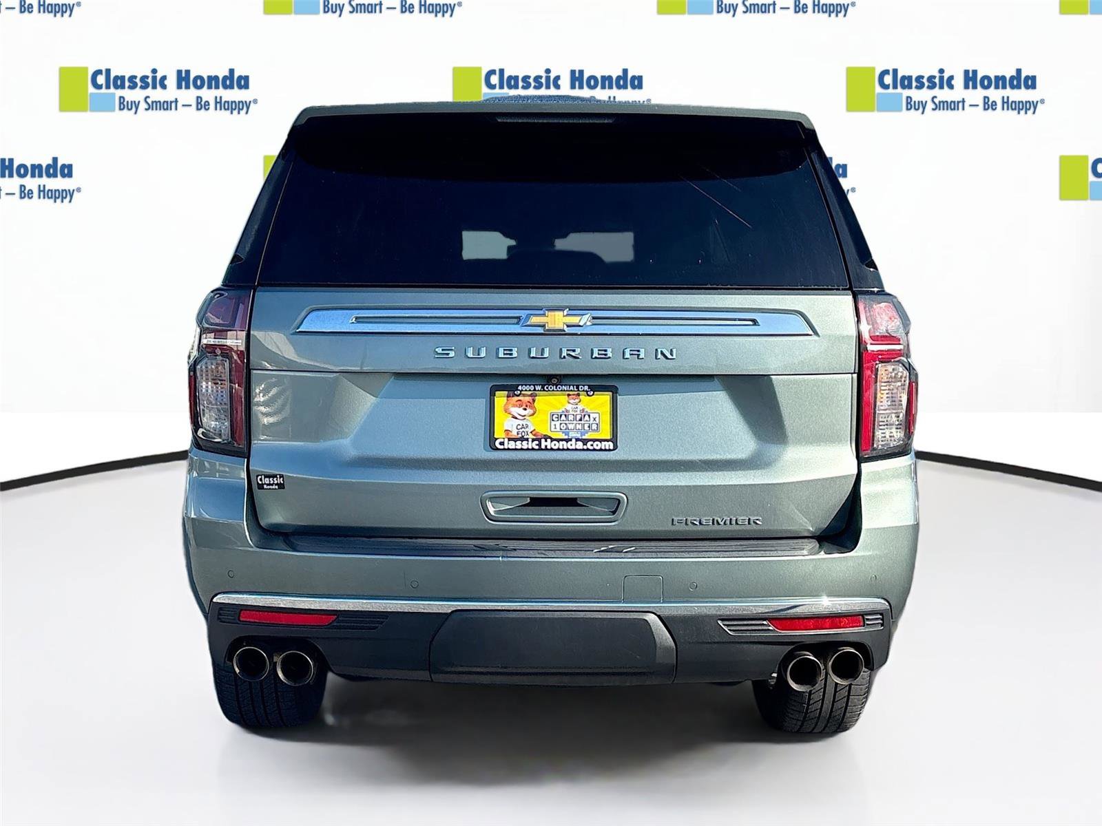 Used 2023 Chevrolet Suburban Premier image 7