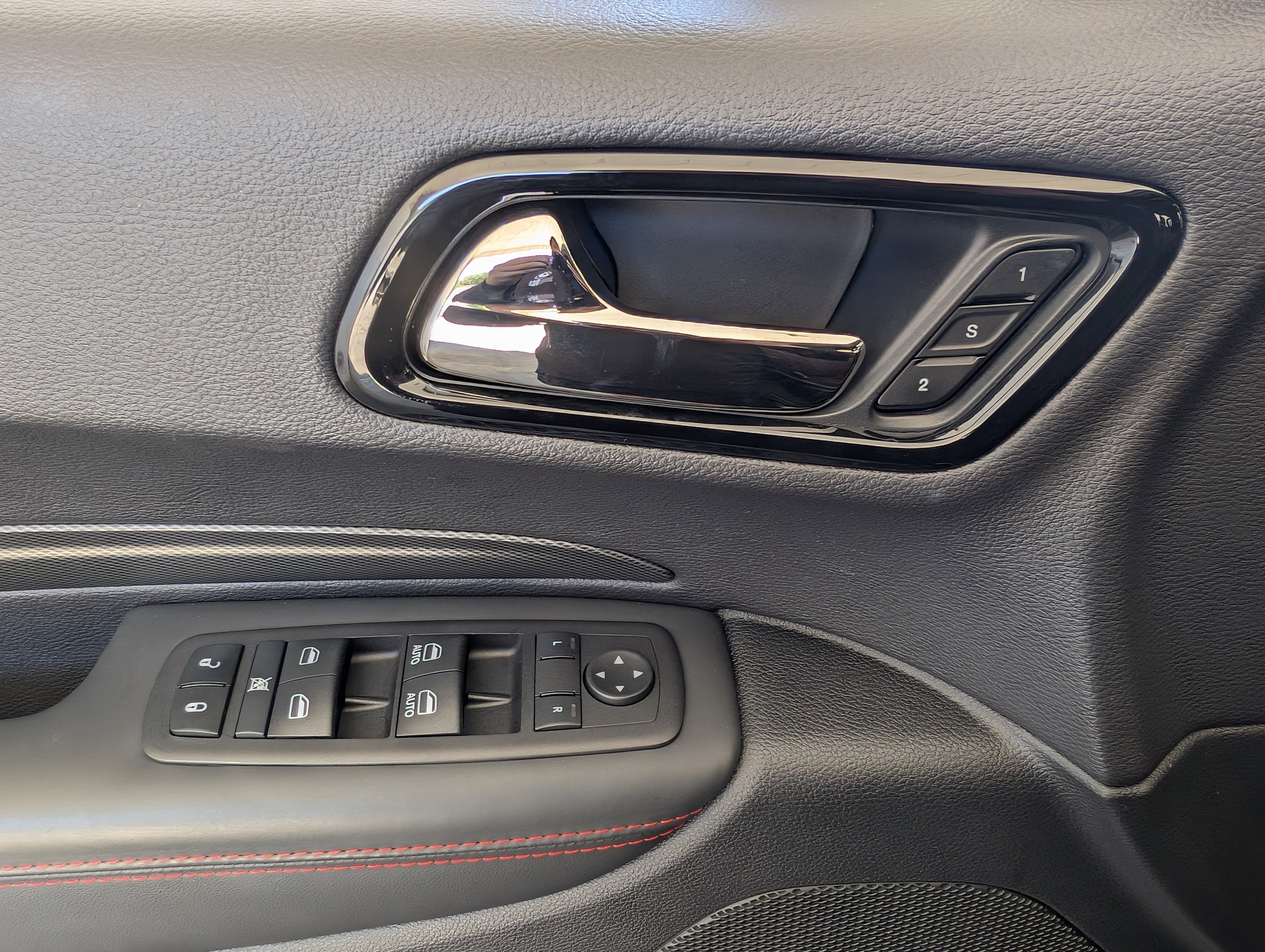 Used 2024 Dodge Durango GT AWD/4WD image 16