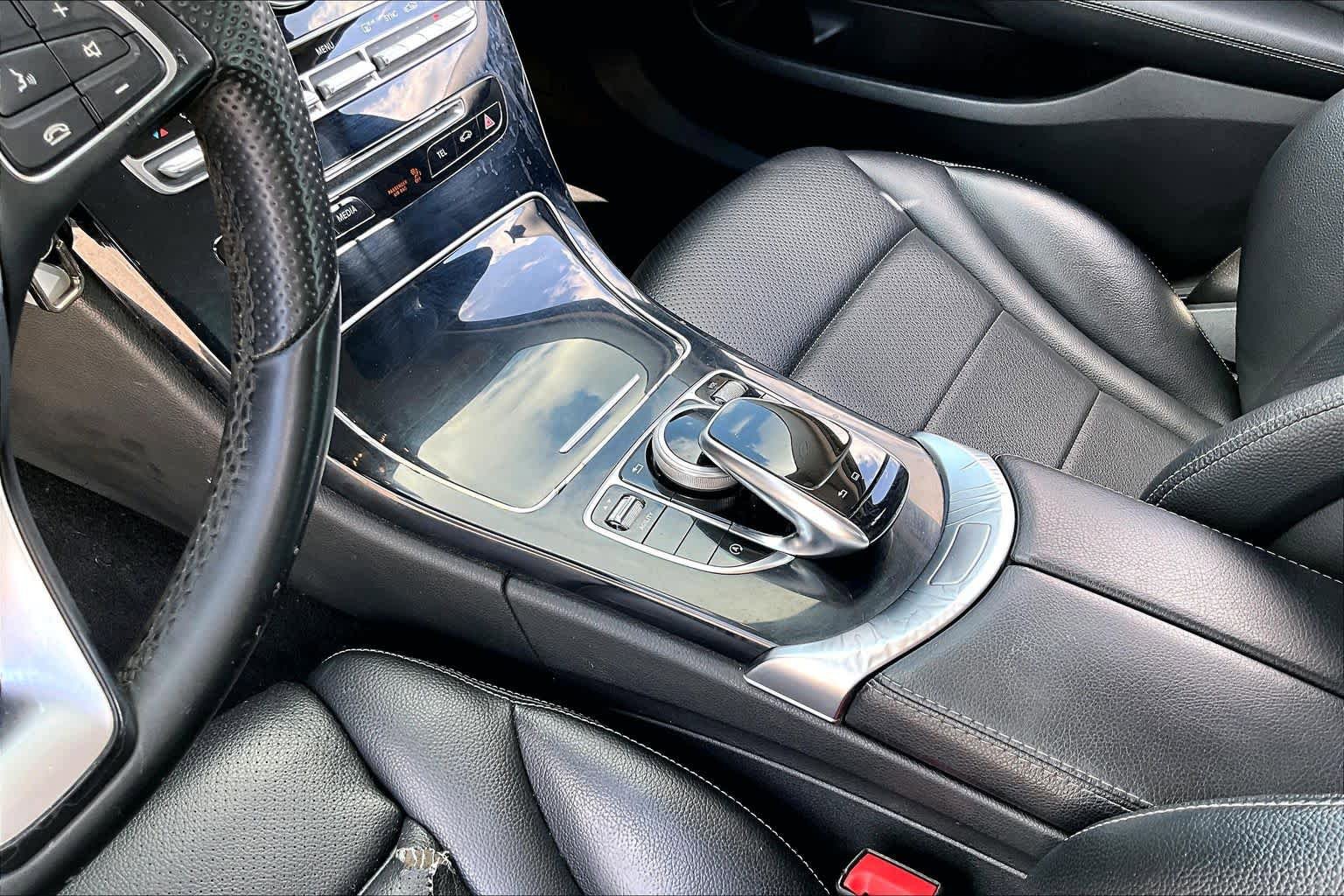Used 2015 Mercedes-Benz C 300 Sedan image 17