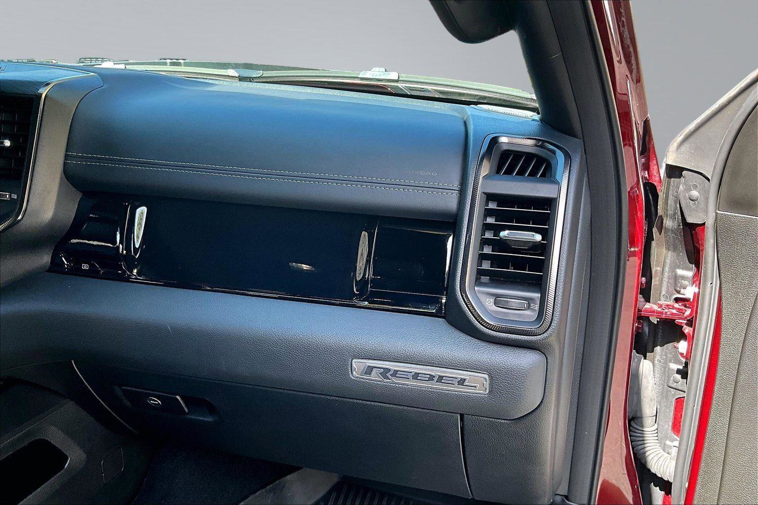 Certified 2025 RAM 1500 Rebel w/ G/T Package AWD/4WD image 18