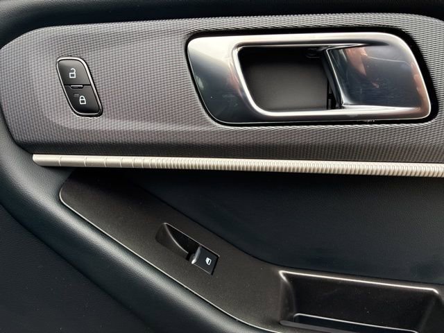 Used 2026 Ford Explorer ST image 27