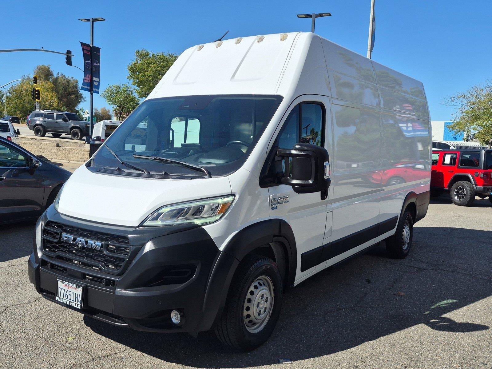 Used 2024 RAM ProMaster 3500 w/ Delivery Van Package FWD image 3