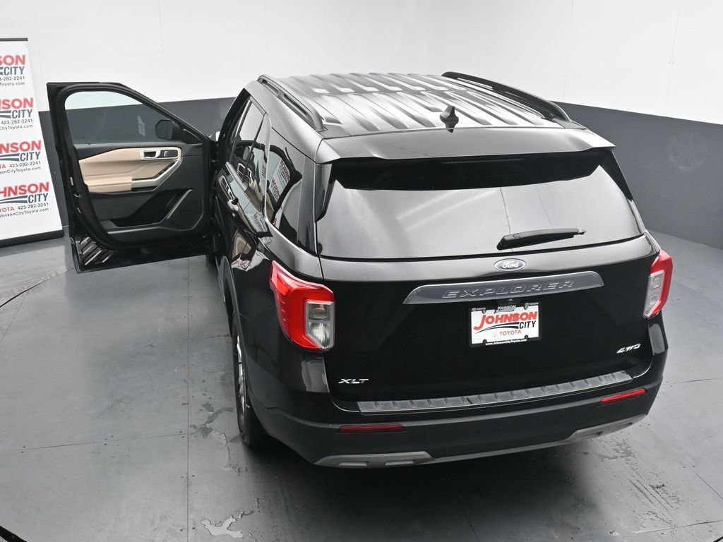Used 2023 Ford Explorer XLT w/ Equipment Group 202A image 32