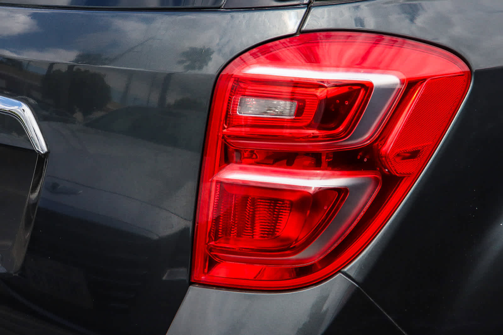 Used 2017 Chevrolet Equinox LS FWD image 7