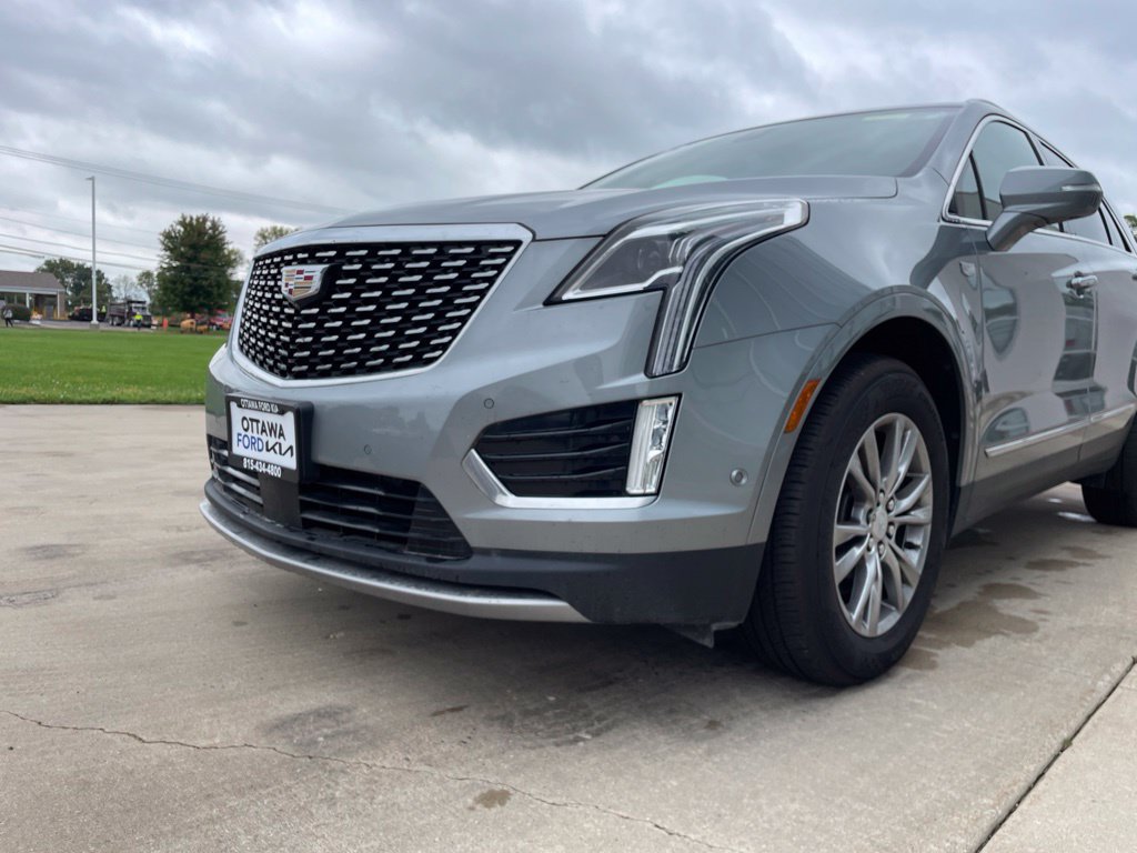 Used 2023 Cadillac XT5 Premium Luxury w/ Technology Package AWD/4WD image 15