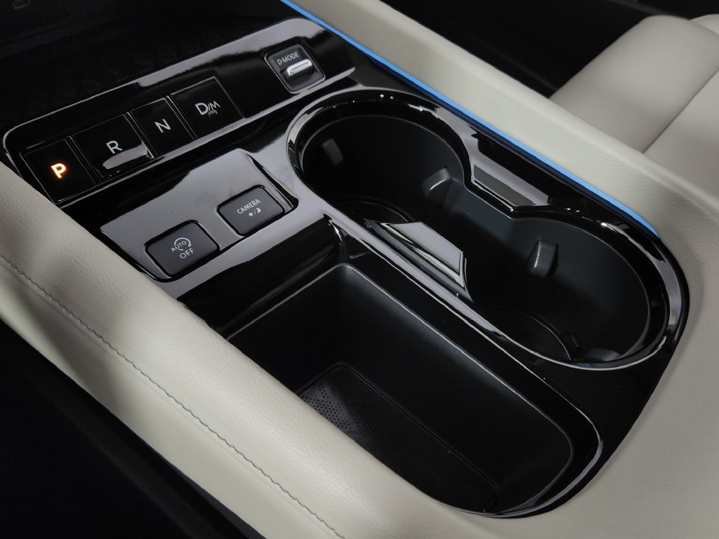 Certified 2025 Nissan Murano SL AWD/4WD image 28