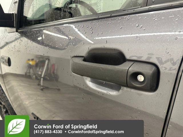 Used 2020 Toyota Tundra SR5 w/ SR5 Upgrade Package image 29