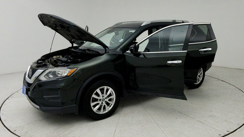 Used 2019 Nissan Rogue SV AWD/4WD image 11