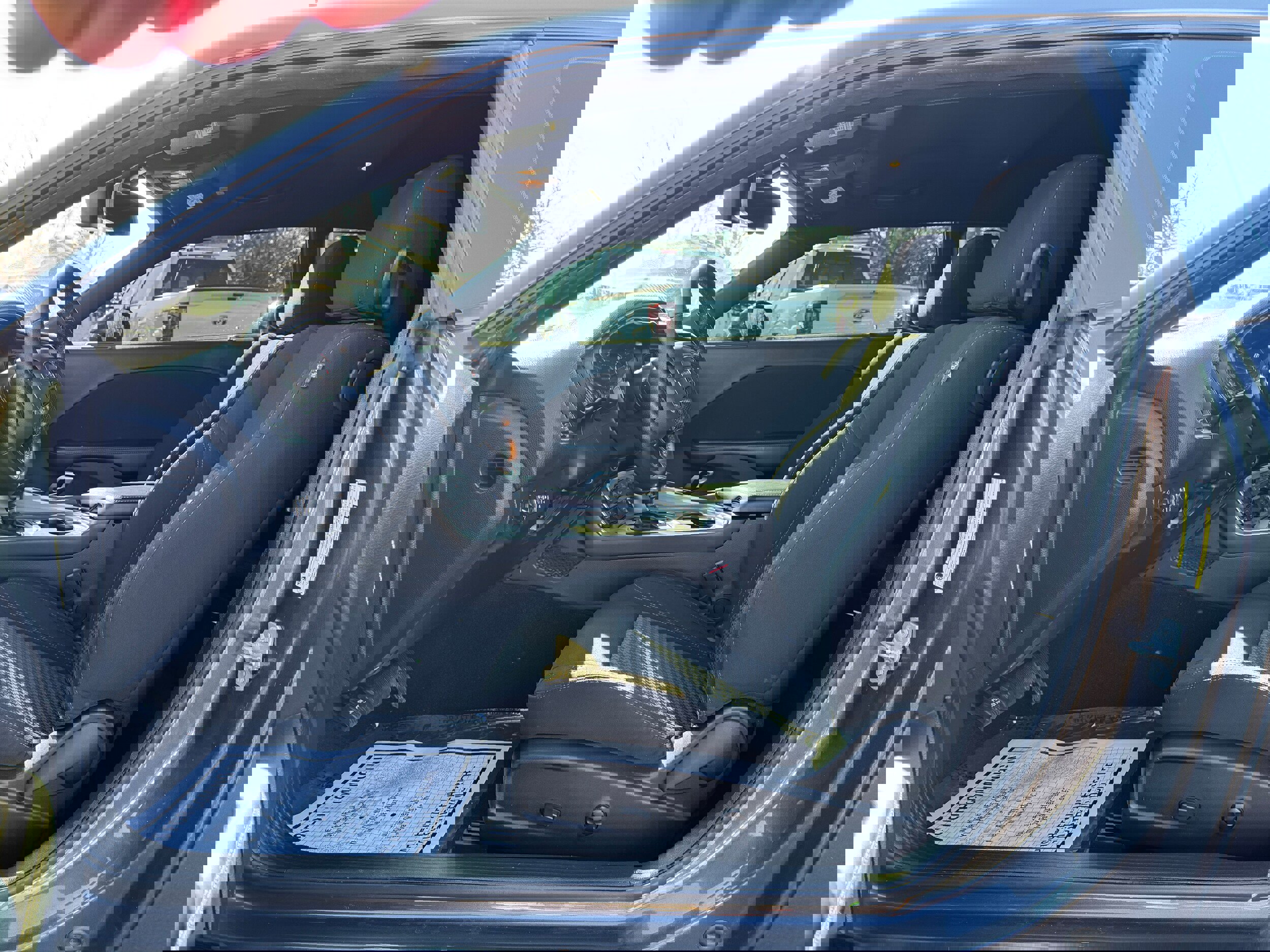 Used 2022 Dodge Challenger SXT w/ Driver Convenience Group image 10