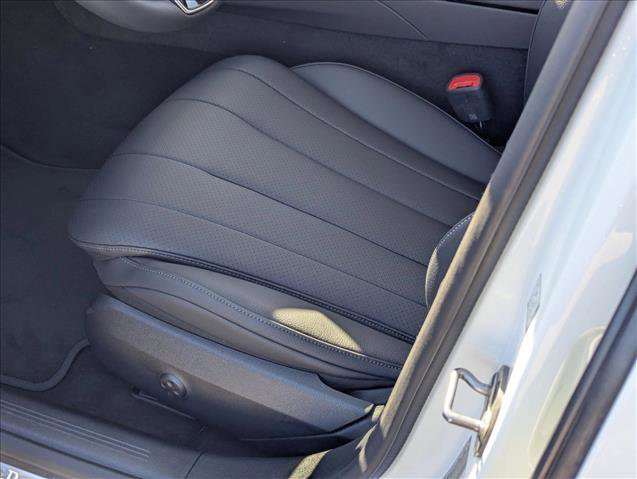 New 2026 Mercedes-Benz E 350 Sedan image 4