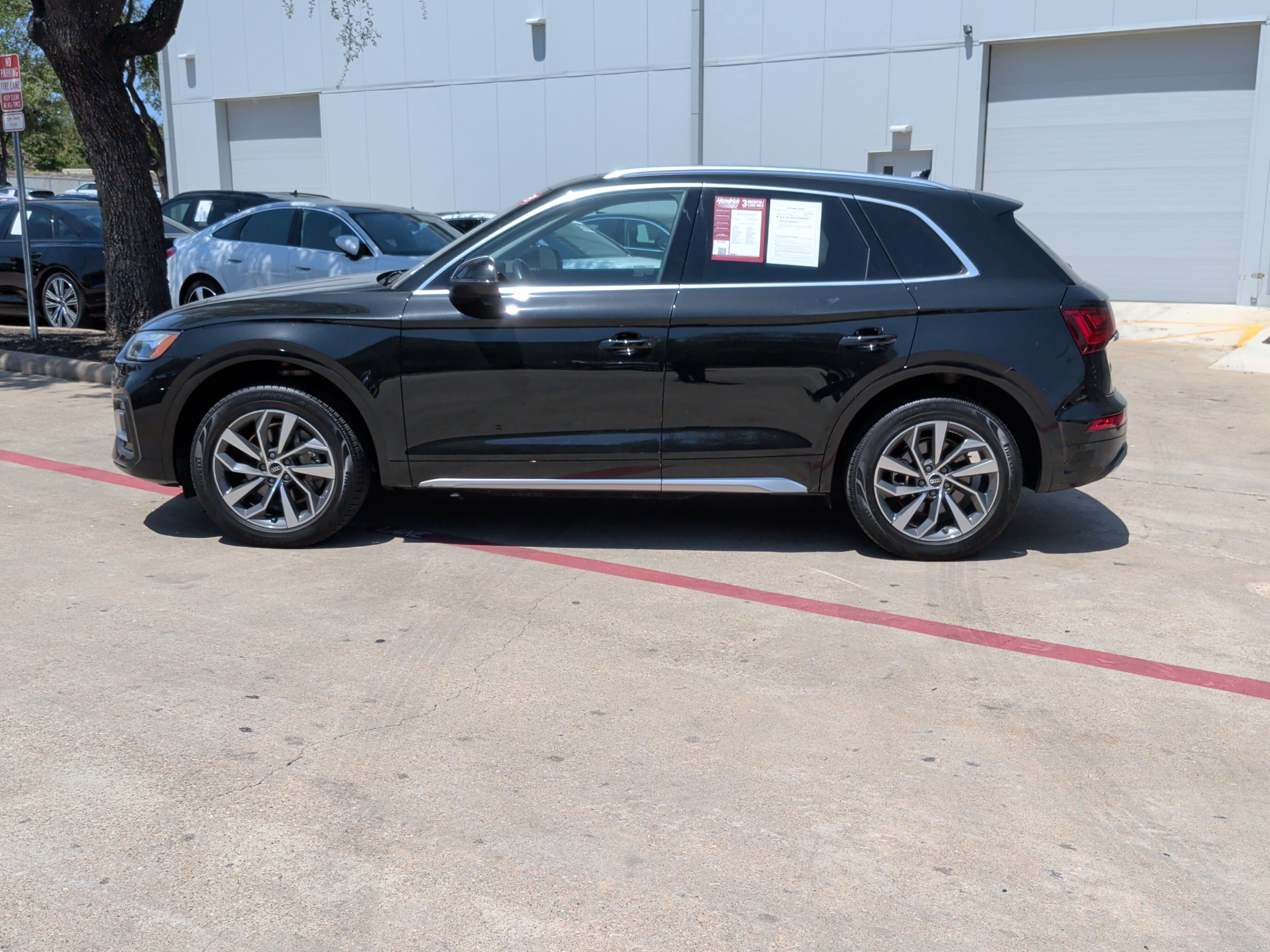 Used 2021 Audi Q5 2.0T Premium Plus w/ Premium Plus Package AWD/4WD image 7
