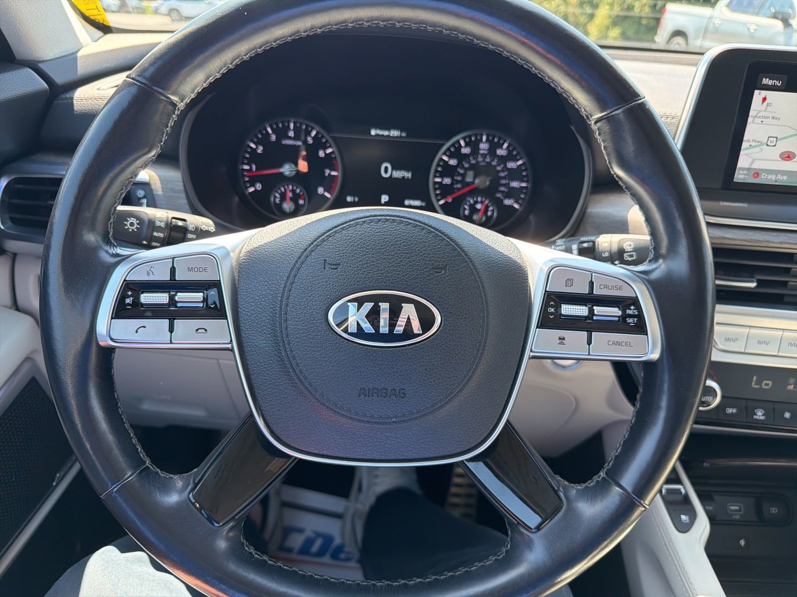 Used 2021 Kia Telluride SX w/ SX Prestige Package image 13