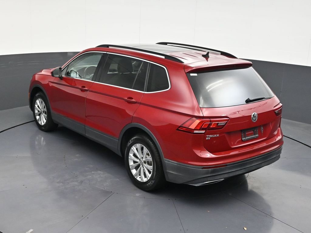 Used 2019 Volkswagen Tiguan SE w/ Panoramic Sunroof Package FWD image 17