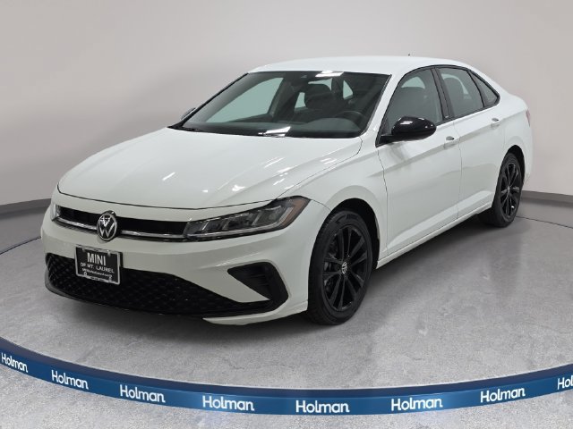 Used 2025 Volkswagen Jetta Sport FWD image 1